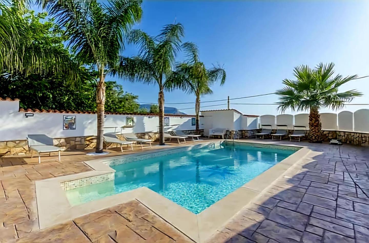 צ'יניזי Villa Antonio מראה חיצוני תמונה